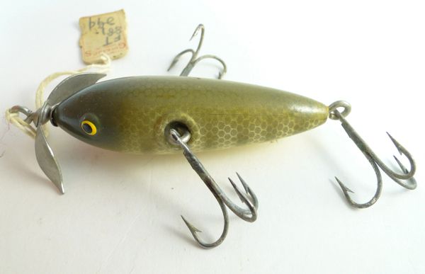 Paw Paw Fishing Lure | Old Antique & Vintage Wood Fishing Lures Reels ...