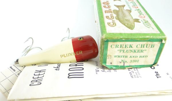 Creek Chub Plunker 3202 with Military Stencil EX+/Unused with Paper and in End Label Box