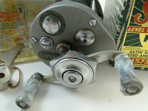 Pflueger SUPREME 1573 First Level wind Freespool Casting Reel Circa- 1919  with Original Labeled Case — VINTAGE FISHING REELS