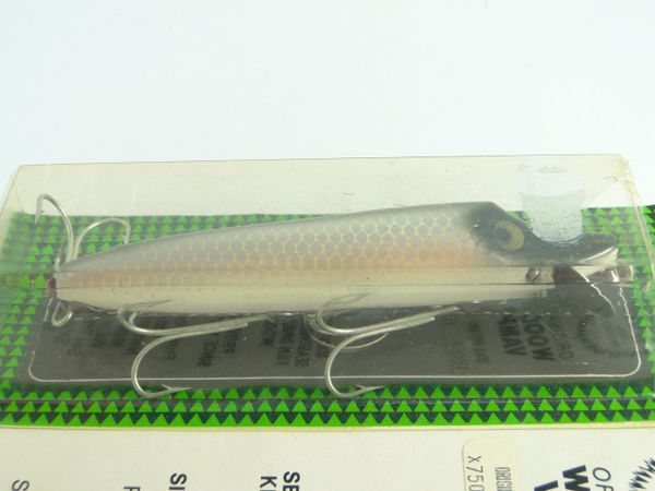 Heddon Vamp Glass Eye Strawberry Spot Antique / Vintage Fishing Lure,  tackle, gear, wooden crankbait minnow topwater Angler fish bait decoy