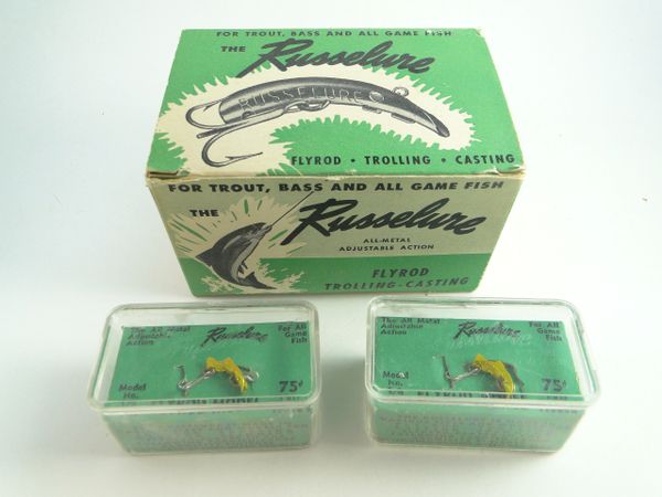 Russelure GOLD Fly Rod Dealer 6 pack box with 2 lures NEW OLD STOCK
