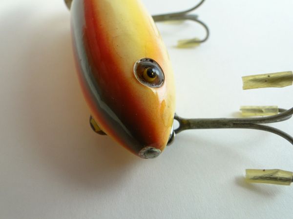 Heddon Crab Wiggler model 1901 with 2 Piece Hardware in RAINBOW