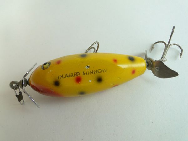 Creek Chub 1614 Baby Injured Minnow Yellow Spot Fishing Lure  Old Antique  & Vintage Wood Fishing Lures Reels Tackle & More