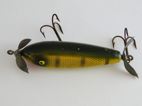 2 OLD PAW Paw Caster Minnows OLD WOOD LURES from an old Wood