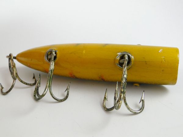 Vintage Bass oreno Scale WOODEN Fishing Lure Antique Bass Bait