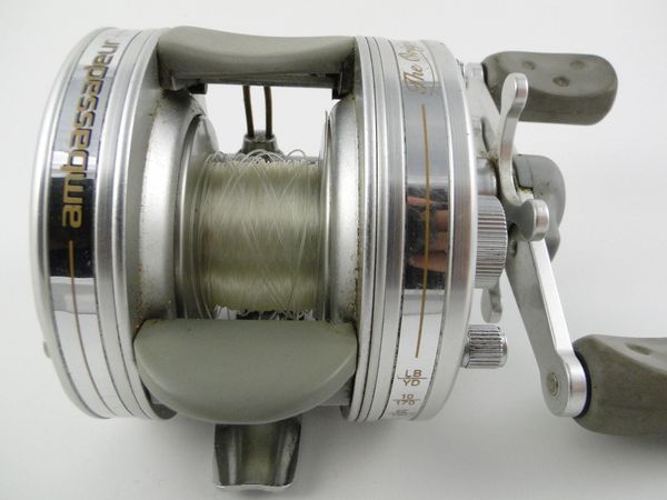 Vintage Discontinued Abu Garcia Ambassadeur Silver 4600C3 Fishing Reel  990808