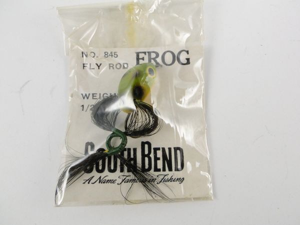 South Bend no. 845 TOUGH Wood Fly Rod Frog NEW IN PACKAGE!