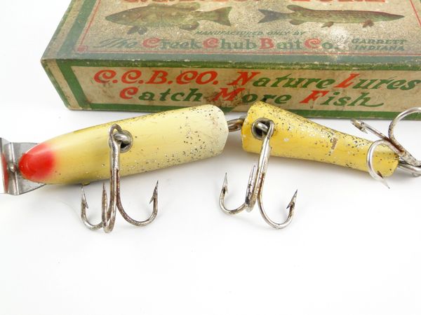 Murrays Auctioneers - Lot 266: Four vintage jointed fishing lures including Creek  Chub Bait Co. of Garrett