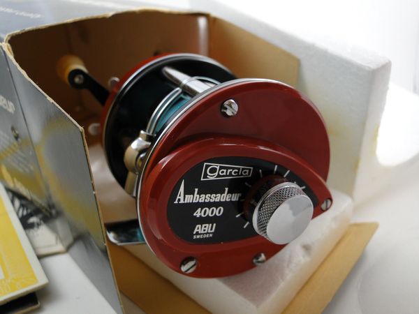 Ambassadeur 4000D  Best fishing reels, Antique fishing lures