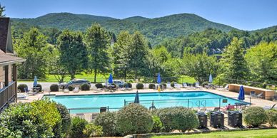 Sky Valley pool, gym, tennis courts, horseshoes 