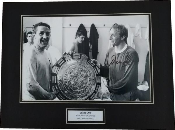 Denis Law Manchester United Signed 1967 Charity Shield ...