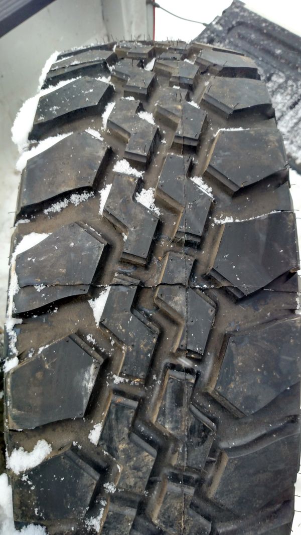 baja truck tires