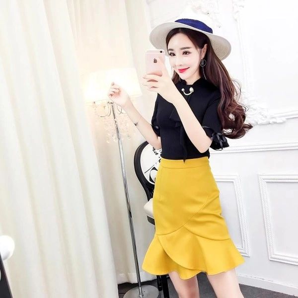 Ladies Sets Knitting Tops With Fishtail Skirt
