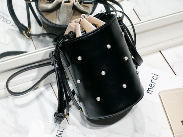 Solid Black Pearl Shoulder Bucket Bags