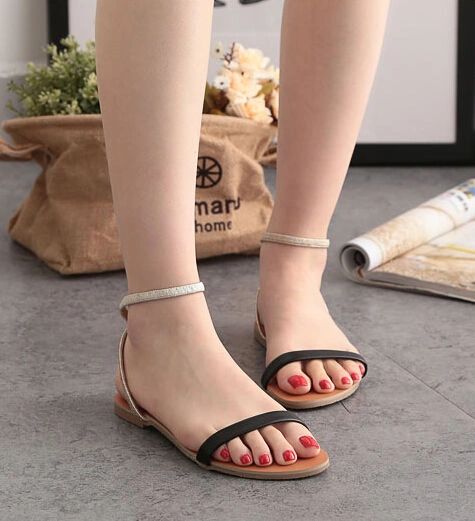 Summer Hollow Out Buckle Strap Open Toe Sandal