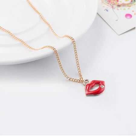 Red Lips Pendant With Mental Necklace