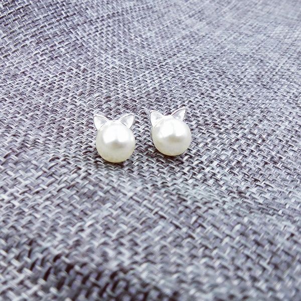 Cat Pearl Nice Earring