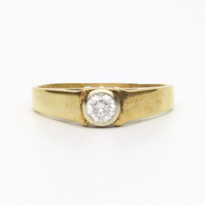 Pre-loved Estate Diamond ring B1251