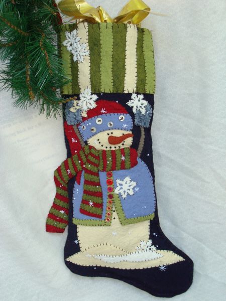 #173 Catching Snowflakes snowman 25" long stocking pattern