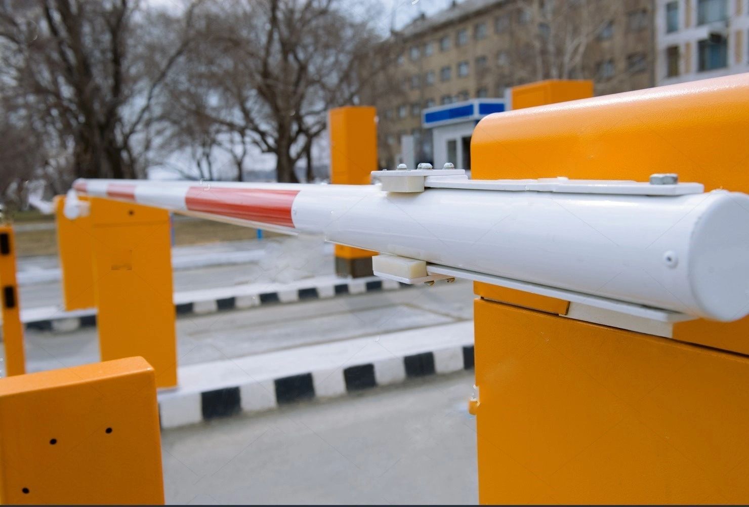 Gate Barrier and Automatic Gates