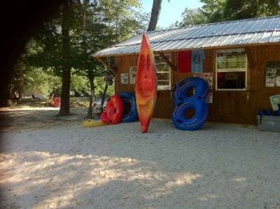 Bogue Chitto Tubing
Come Flo With Us!