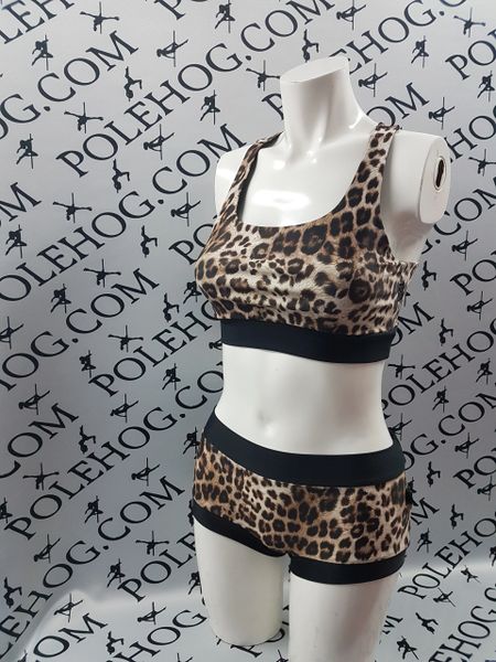 Leopard frenzy top