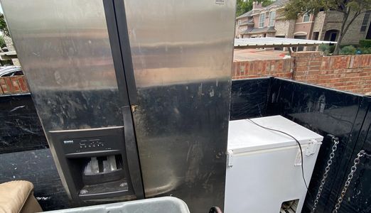 Refrigerator removal
wash removal
dryer removal
couch removal
Mattress removal
furniture removal 