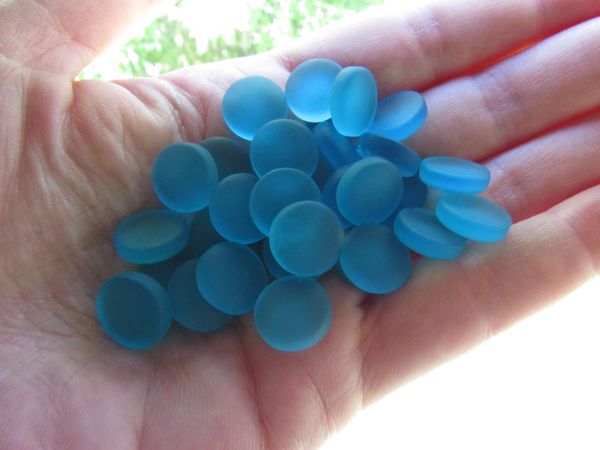 AQUA BLUE 12mm round Cabs CABACHONS Cultured Sea Glass NO HOLE Undrilled cushioned flat back bead supply