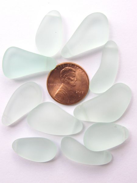 Sea Glass PENDANTS Teardrop Nugget 10-15 x 21-28mm 10 pc U-Pick Blue Medium Freefrom Side Drilled msking sea glass jewelry