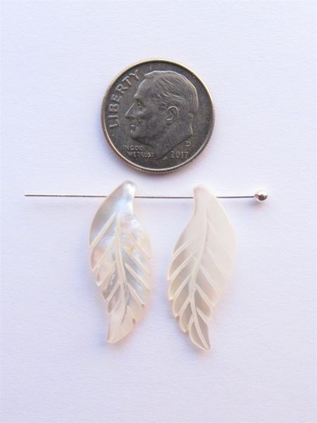 Mother of Pearl PENDANTS 25x10mm Carved Leaf Pair White Shell Side Drilled Feather 2 pc making jewelry