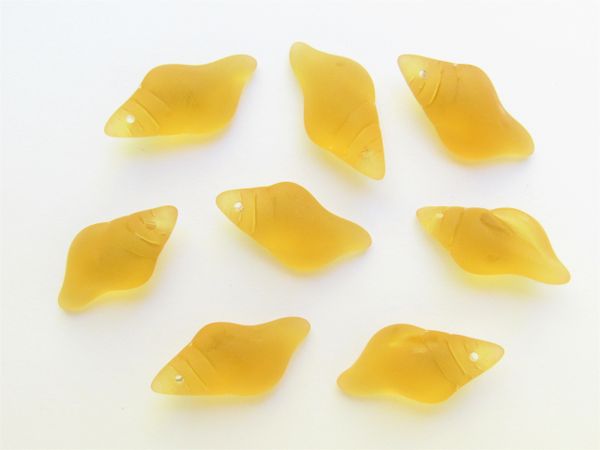 Cultured Sea Glass beads SHELL PENDANTS 26x12mm Golden Yellow top drilled conch frosted transparent for making jewelry
