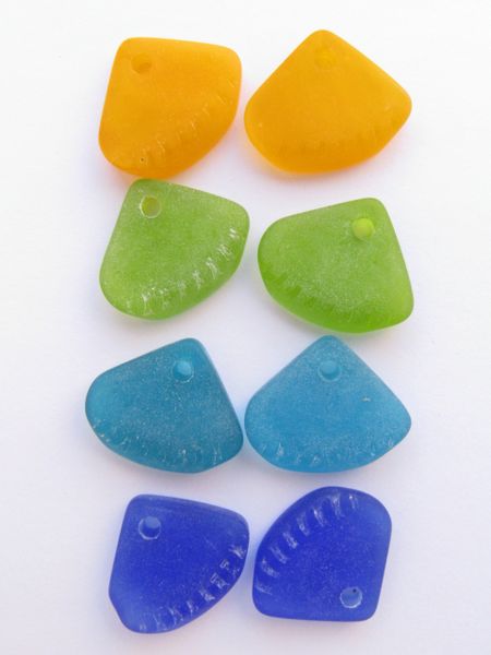 Cultured Sea Glass PENDANTS 24x20mm BOLD pairs Ridged Triangle supplies for making jewelry