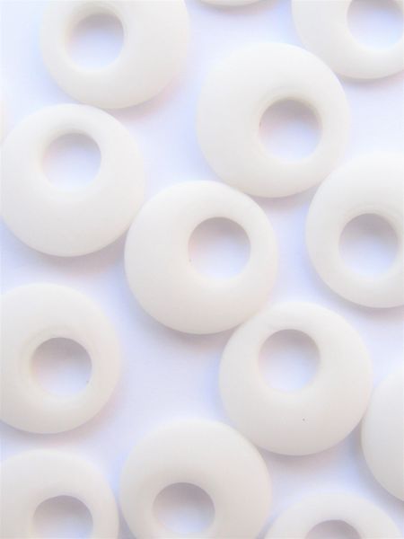 for making jewelry Cultured Sea Glass RING PENDANTS 20mm OPAQUE WHITE donut Rings bead supply