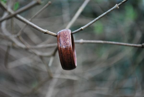 Mahogany hot sale wood ring