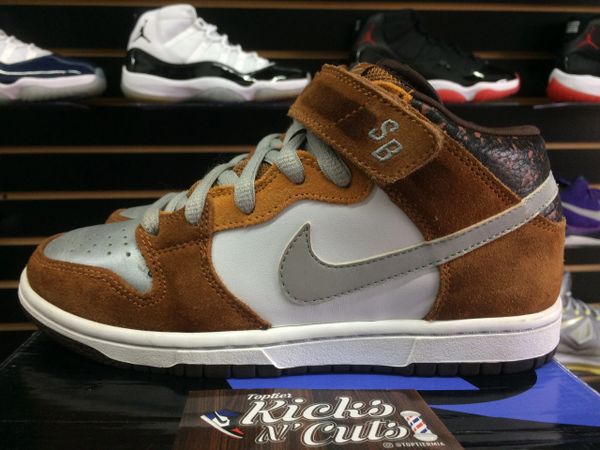 nike dunk sb fender bass