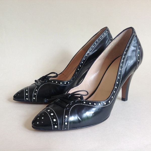 HOBBS Black All Leather Brogue Patterned Almond Toe Bow Front 3.5" Slim