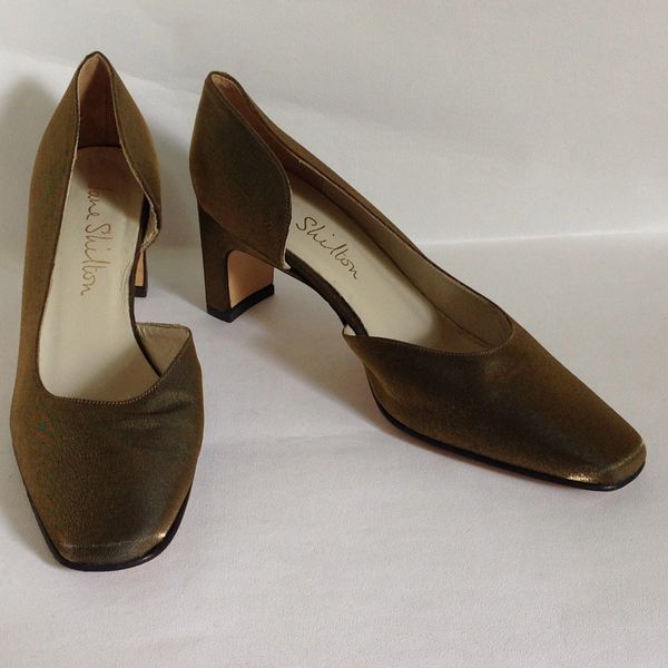 Jane Shilton Vintage 1980s Dark Gold Larmé Fabric Dorsay Court Shoe 2.5 ...