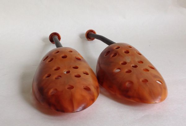 TWINCO A Pair of Twinco 1960s Sping Coiled Men's Plastic Shoe Trees Stretchers Size L Size 10 -11 approximately