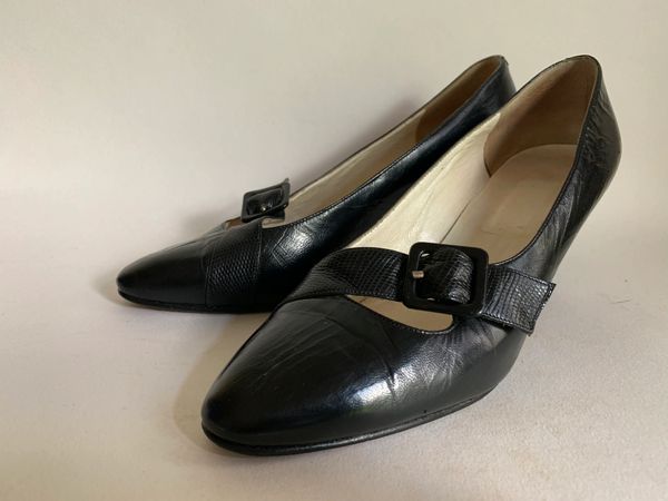 Patina Black Leather And Lizard Slim 2.75” Heel Almond Toe Court Shoes ...