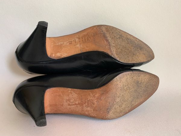 Patina Black Leather And Lizard Slim 2.75” Heel Almond Toe Court Shoes ...