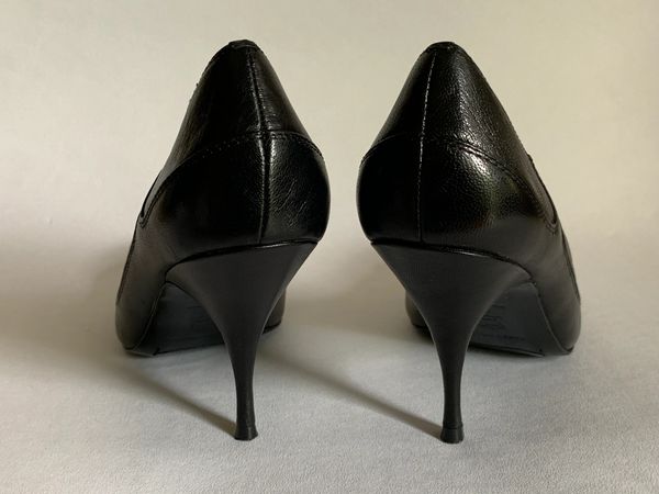 Karen Millen Black Leather Stiletto 3.5” Heel Round Toe Court Shoes ...