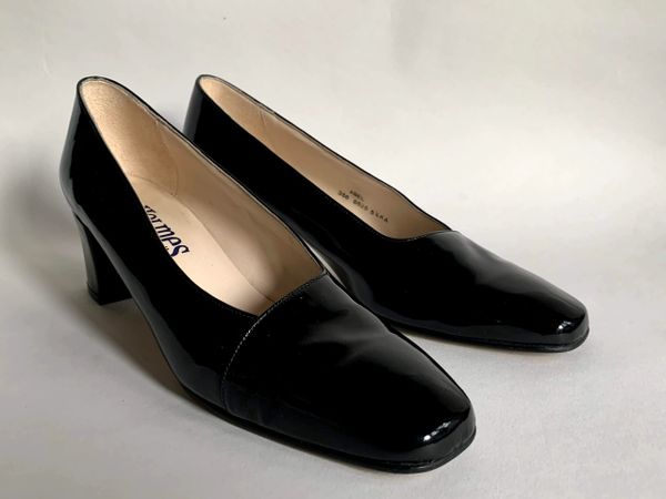HOLMES Vintage 1980s Womens Black Patent Leather Court Shoes 1.25” Low Heel Size UK 5.5