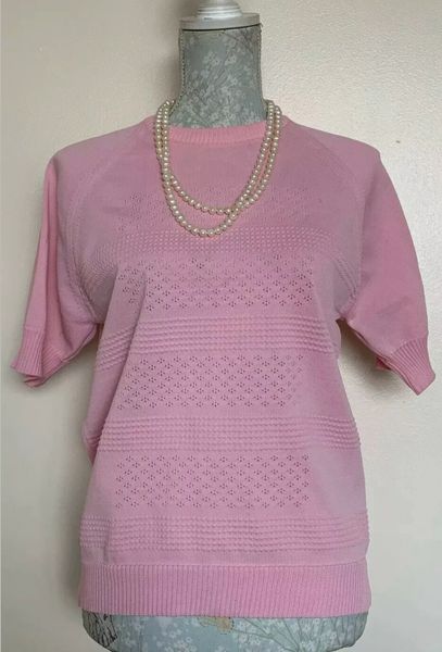 Countess Vintage 1960s Pink Nylon Short Sleeve Sweater Size 14 (38) .