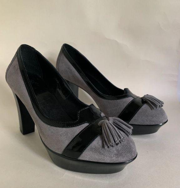 Scholl Grey Suede & Black Patent Tassel Front 4” Heel Court Shoes UK 6