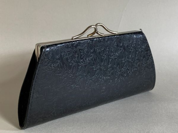 Vintage Black Synthetic Large Coin Purse Mini Clutch With Kiss Clasp & Ivory Plastic Lining