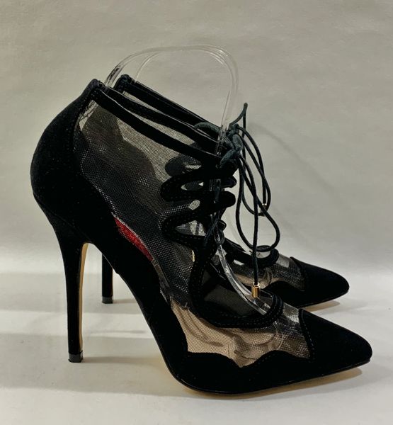 high heels atmosphere