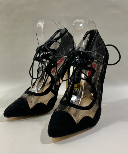 high heels atmosphere