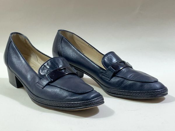 Amalfi For Gordon Scott Vintage 1980s Women's Blue Leather Mid Heel Loafer Court Shoes UK 4 AA EU 37 AA