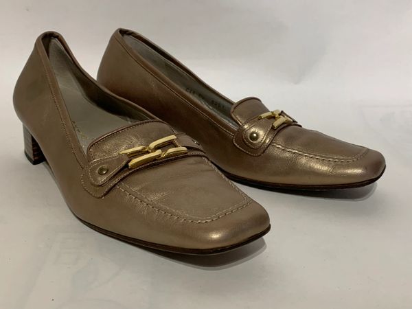 Alexandria Dark Gold 1980s Vintage Slip On Loafer Size UK 4 EU 37