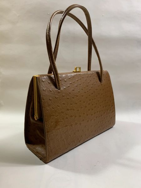 Leslie Tan Leather Ostrich Embossed Suede Lined 1950s Vintage Handbag.